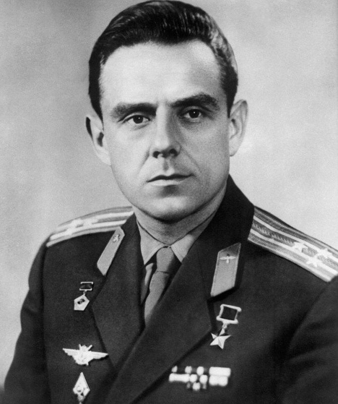 Комаров Владимир Михайлович
