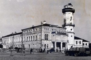 Площадь во время войны (фото 1941-1943 годов)